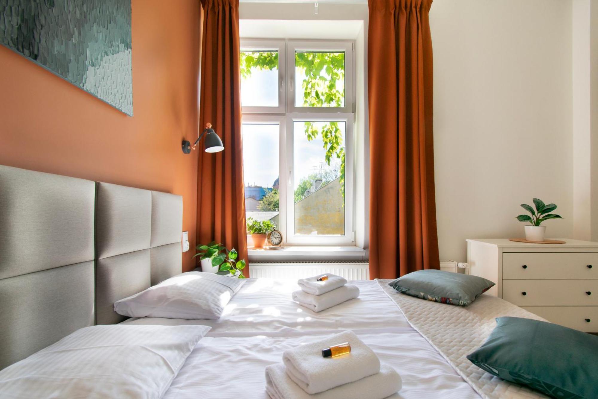 Vintage Apartment Gertrudy Street Краков Экстерьер фото