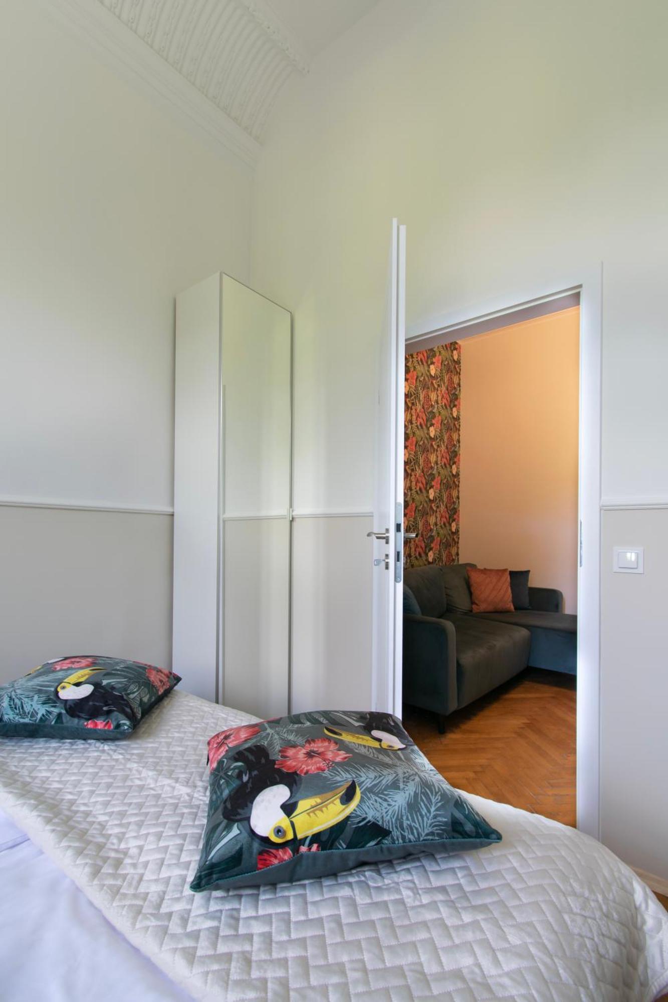 Vintage Apartment Gertrudy Street Краков Экстерьер фото