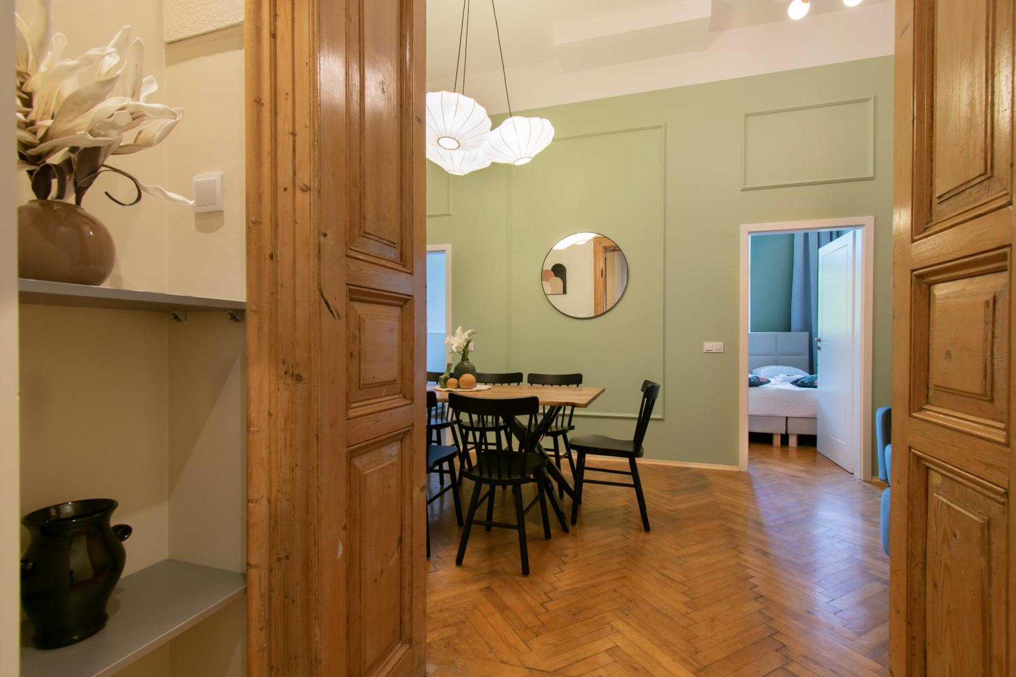 Vintage Apartment Gertrudy Street Краков Экстерьер фото
