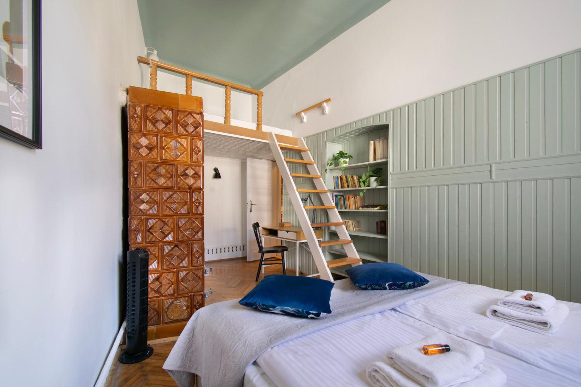 Vintage Apartment Gertrudy Street Краков Экстерьер фото